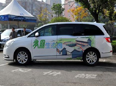 无锡市户外车贴喷绘如何保持效果?